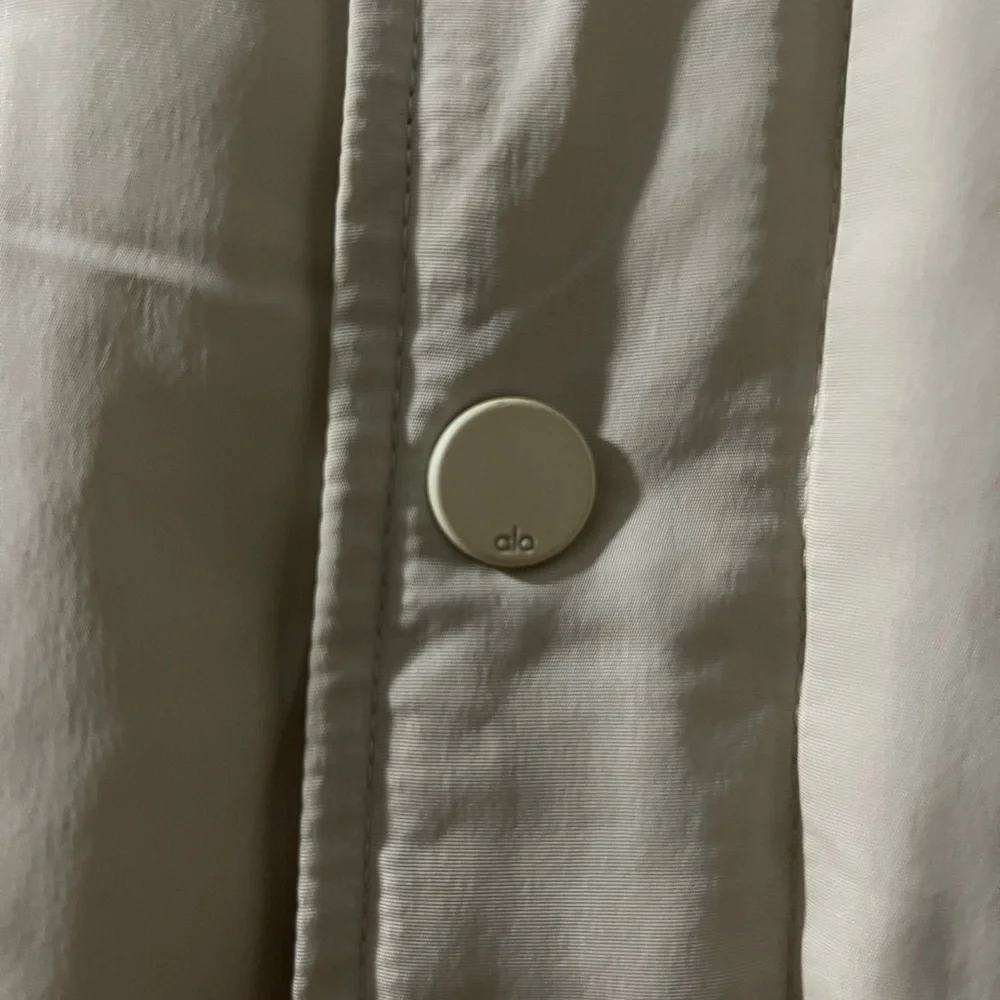 Alo Yoga Legend Jacket - Picture 6 of 6